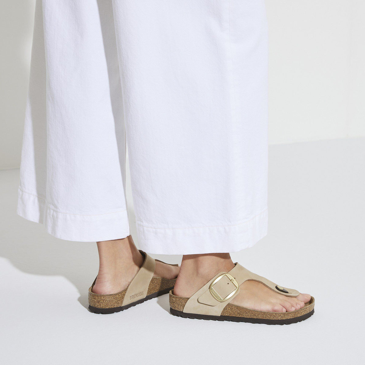 Gizeh Big Buckle Nubuck Leather - Sandcastle