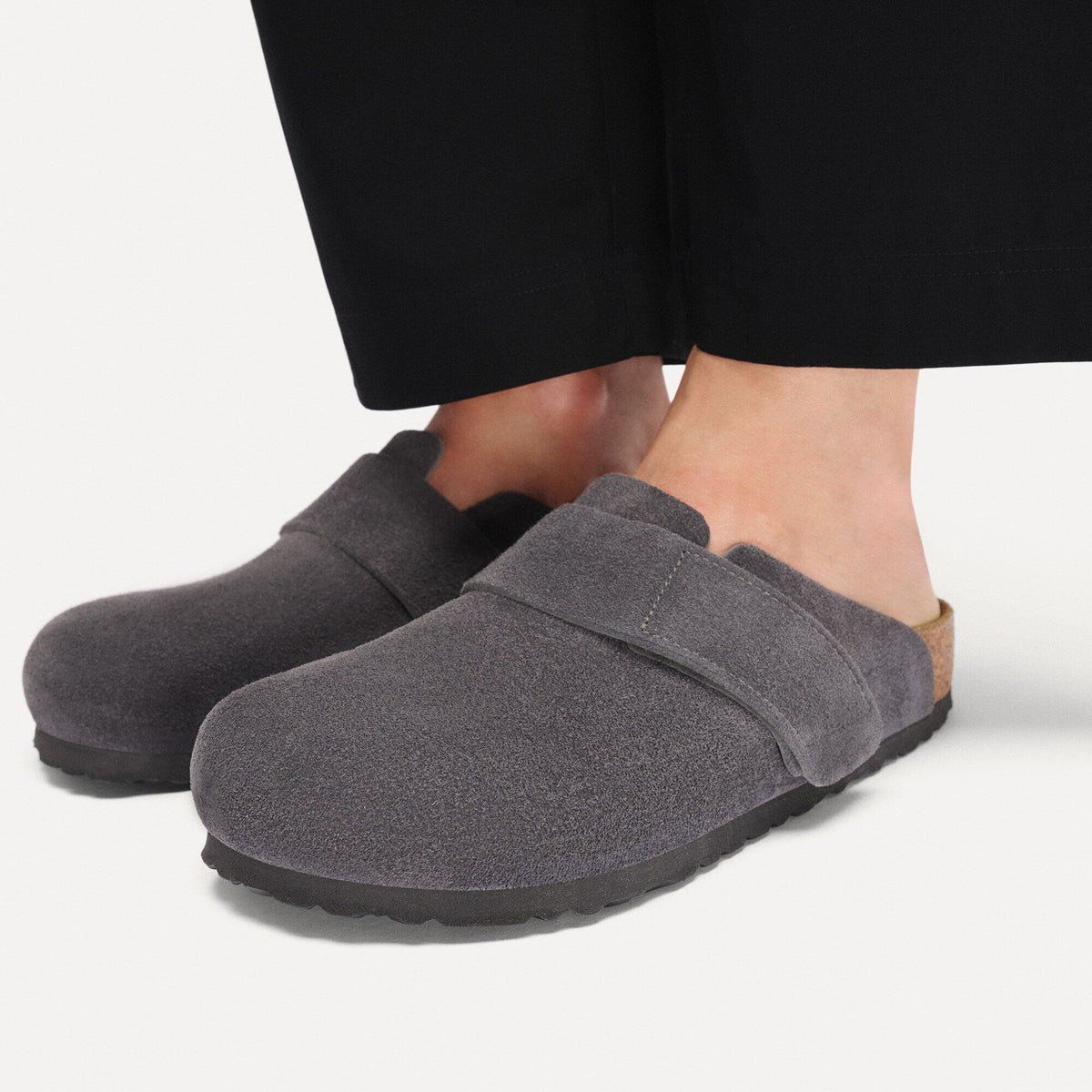 Loma Suede Leather - Charcoal