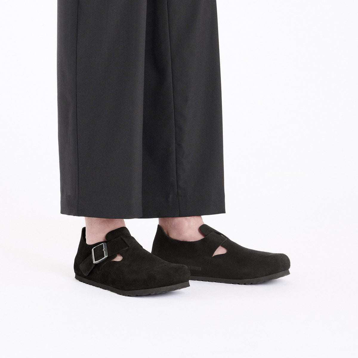 London Suede Leather - Black