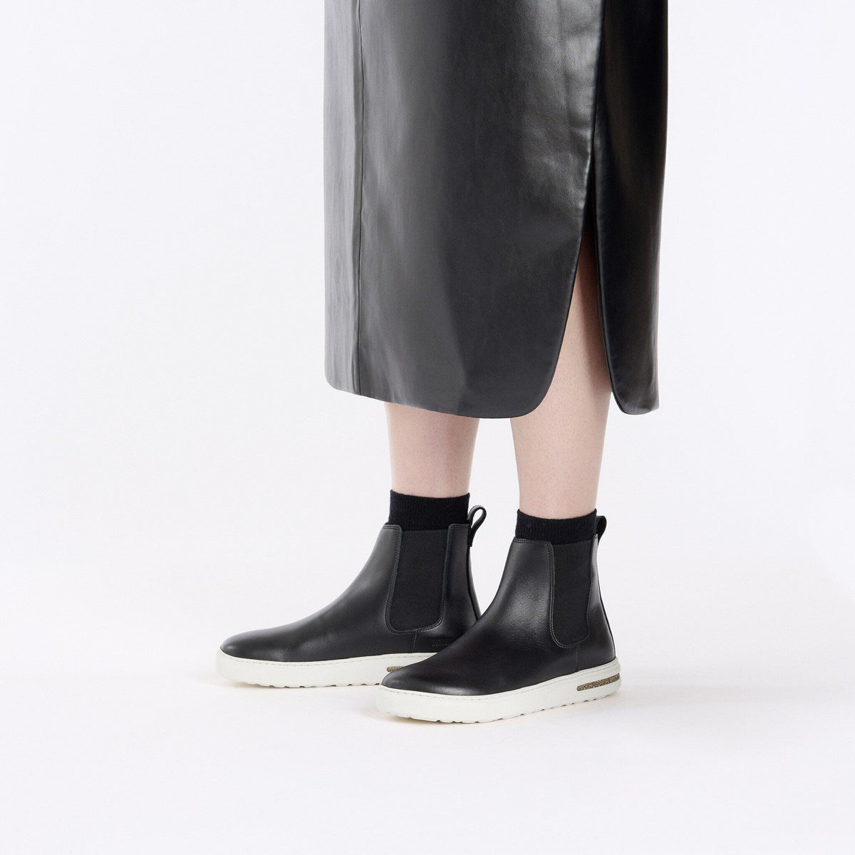 Bend Chelsea Natural Leather - Black