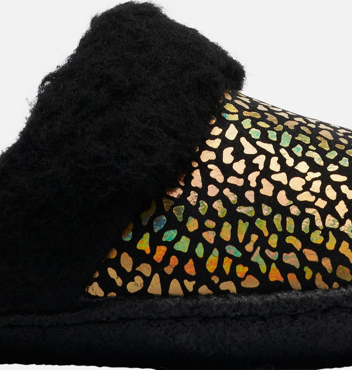 NAKISKA™ Slide II Youth Slipper - Black, Sea Salt (010)