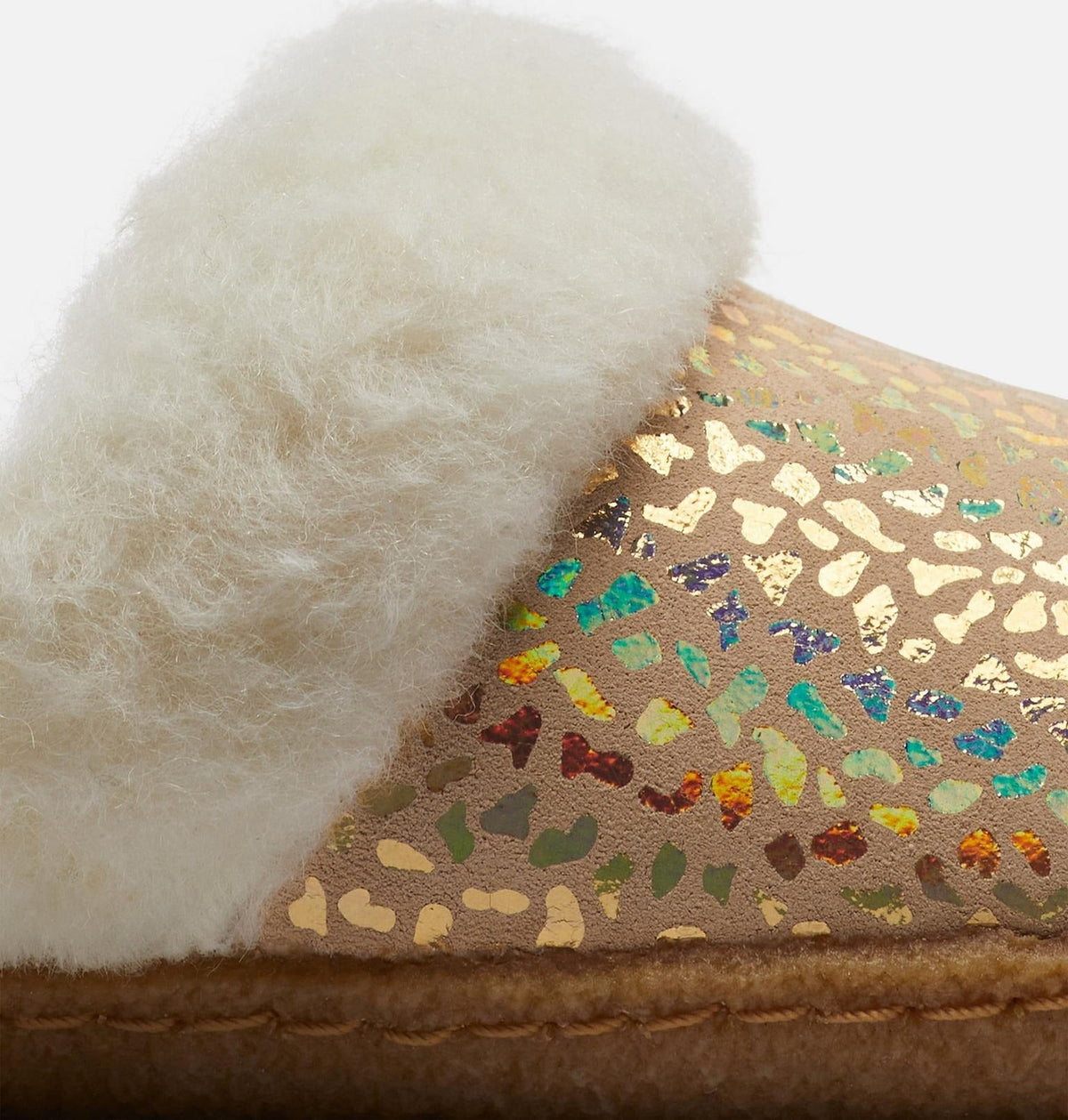 NAKISKA™ Slide II Youth Slipper - Ceramic, Gum