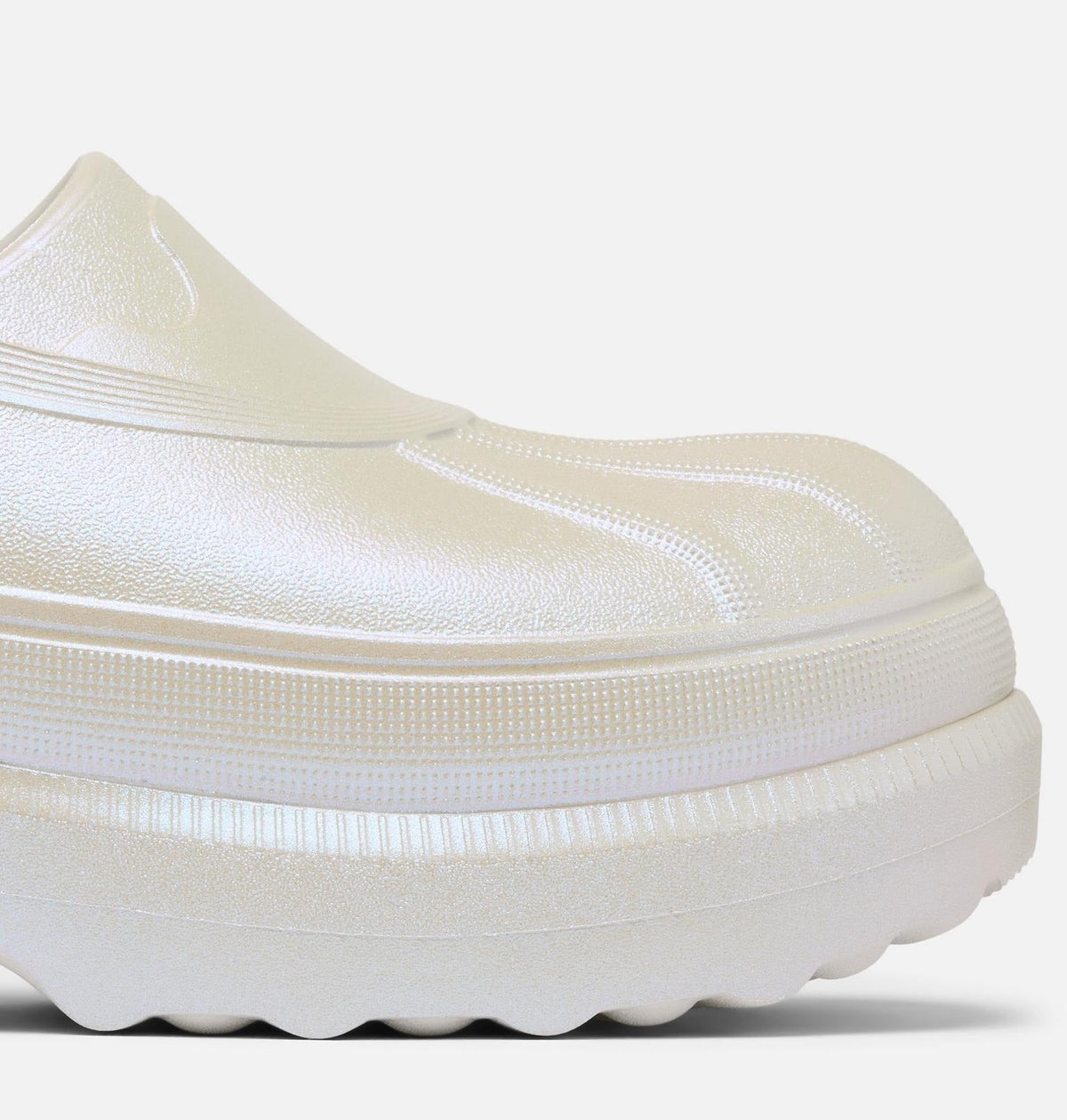 Caribou™ Clog Women's Shoe - Moonstone, Moonstone