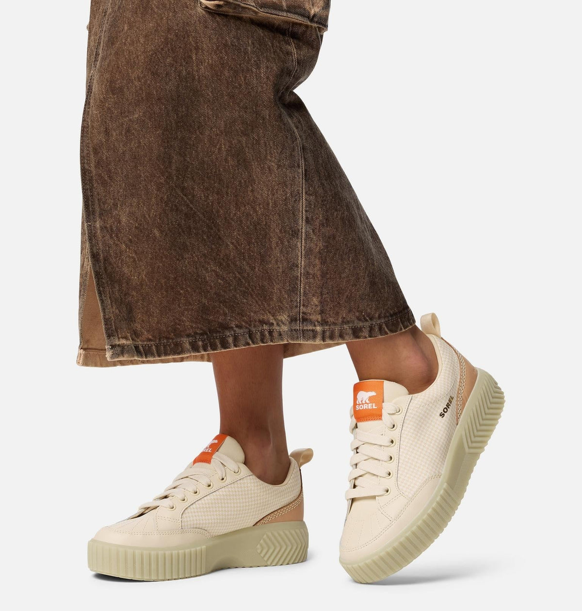 Ona Ave™ Low Waterproof Women's Sneaker - Bleached Ceramic, Light Aloe