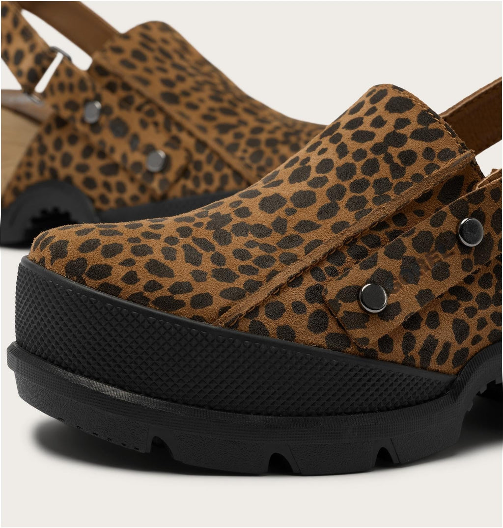 Roam’n Clog™ RBR Women's Shoe - Velvet Tan, Black