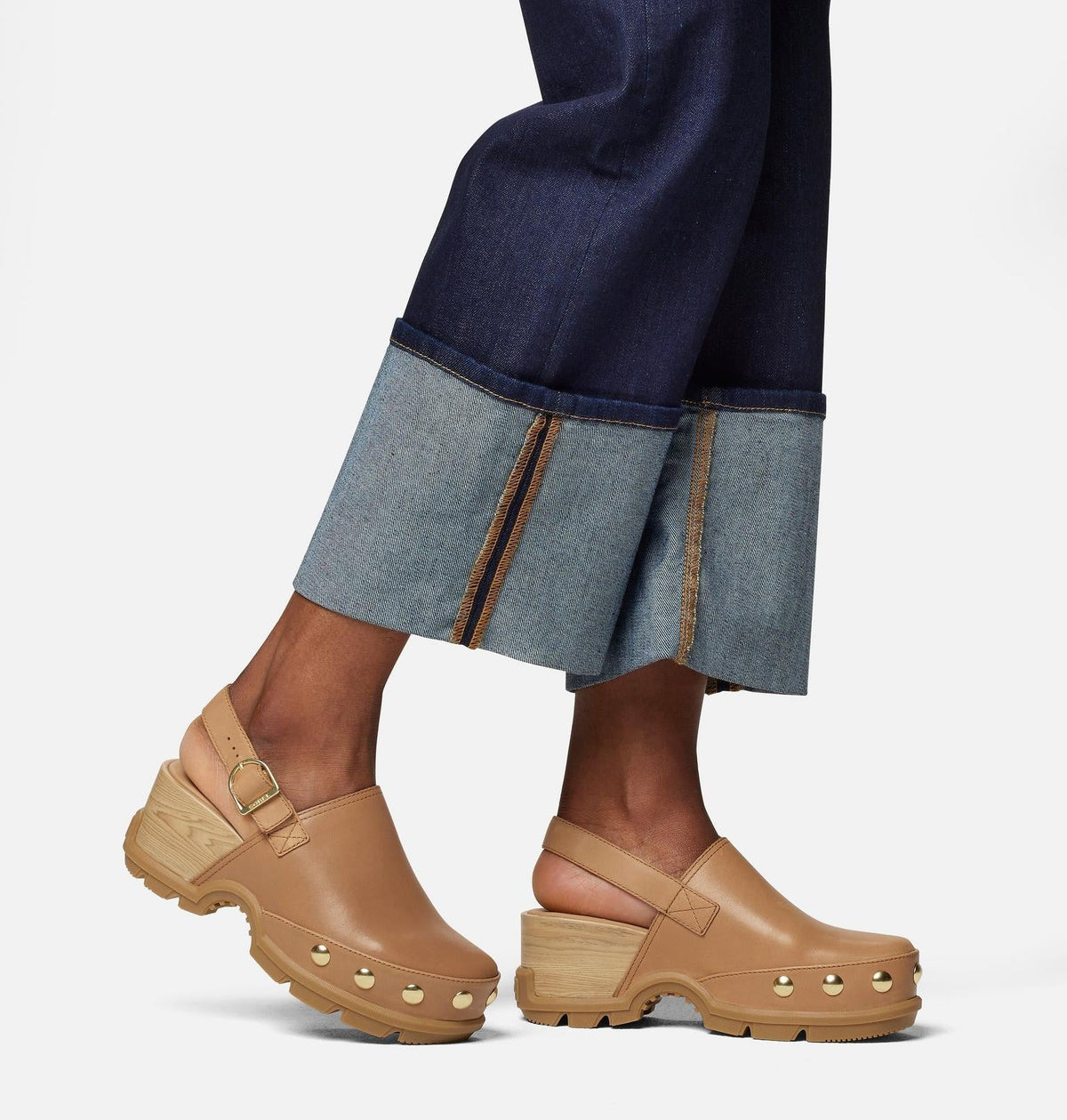 Roam’n Clog™ RVT Women's Shoe - Tawny Buff, Gum 17