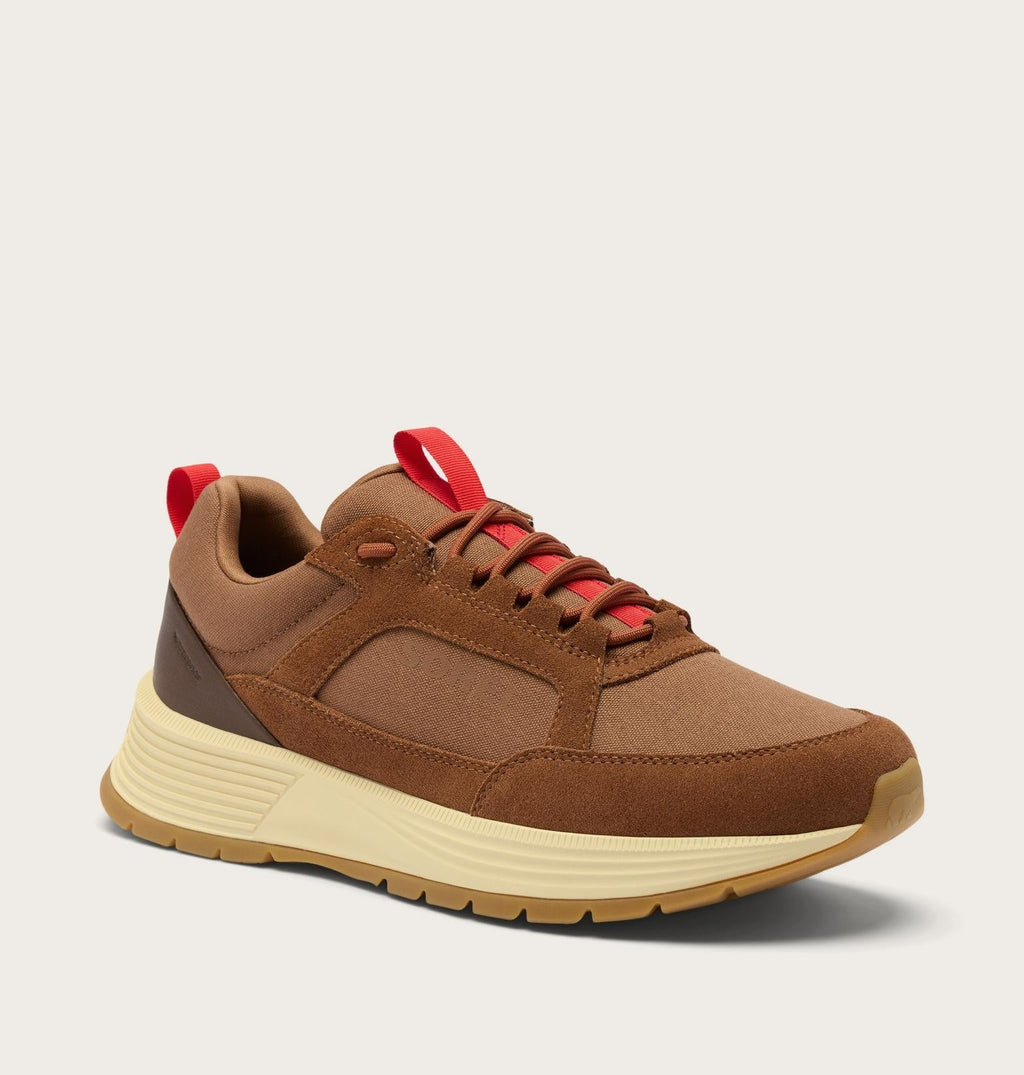OUTING™ SE WP - Velvet Tan, Bright Red