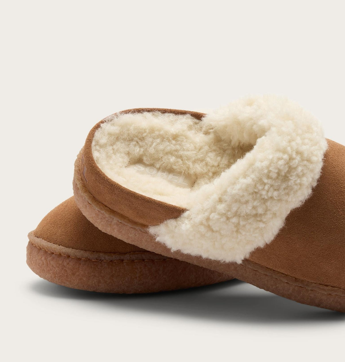 Nakiska™ III Slide Women's Slipper - Velvet Tan, Gum 2