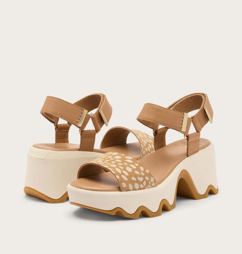 Kinetic™ Aura Y-Strap Women's Sandal - Tawny Buff, Chalk